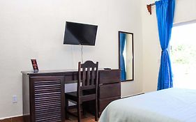 West End Divers Resort 2*